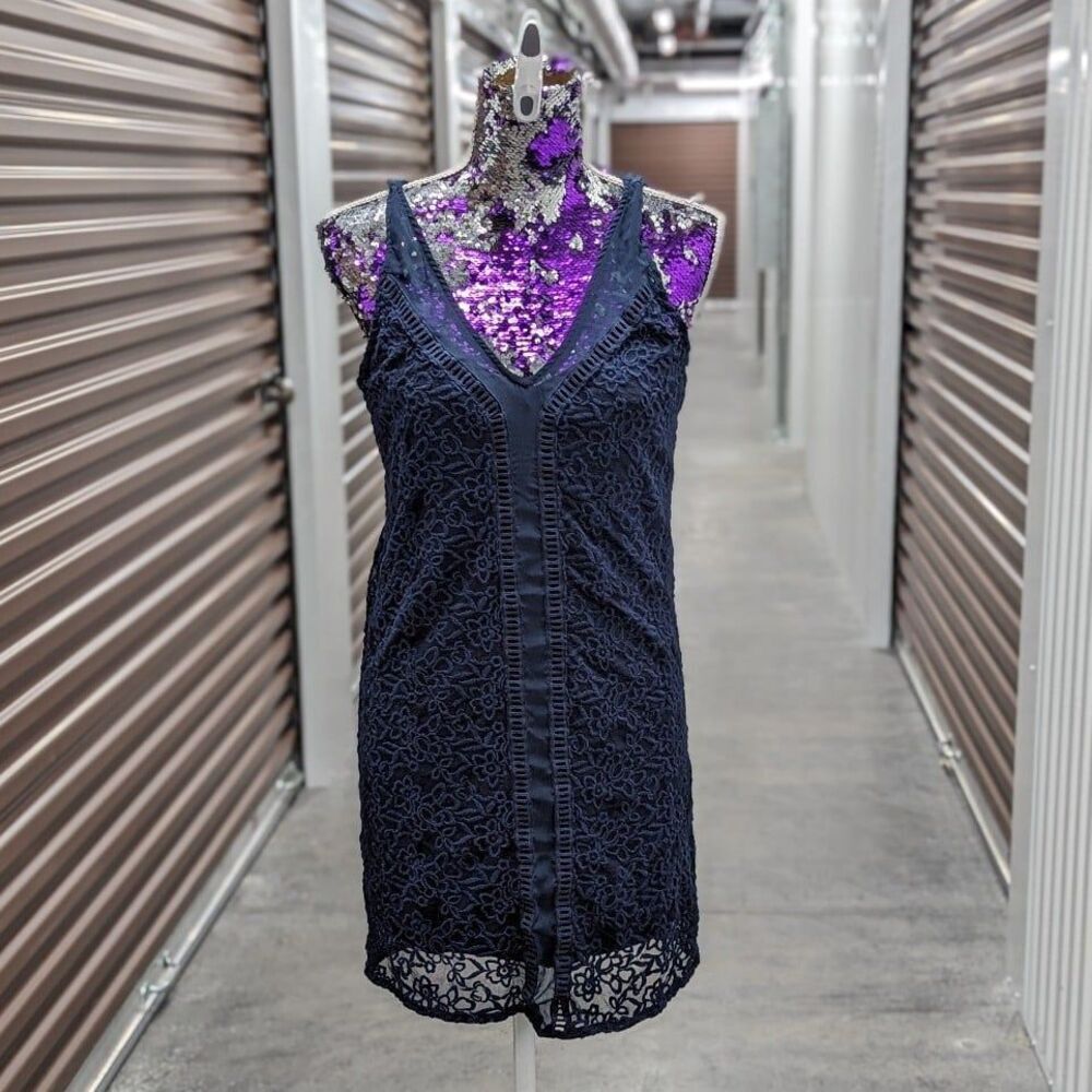 VTG Y2K Abercrombie & Fitch Navy Blue VNeck Floral Eyelet Mini Dress Boho Chic - Picture 1 of 9